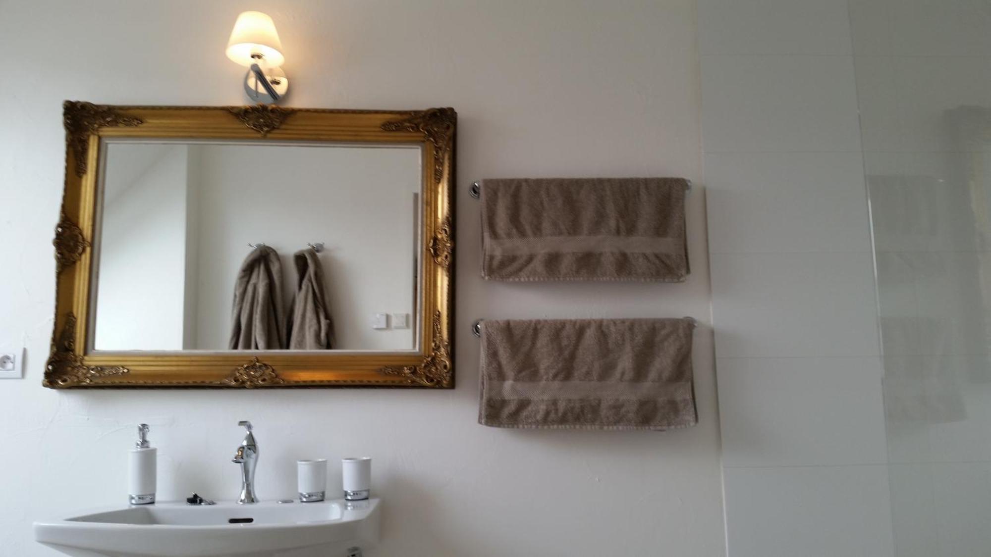 B&B La Douceur De La Miclette Ellezelles Bilik gambar